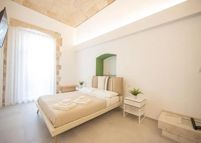 Vincent Luxury Bed & Breakfast 4*